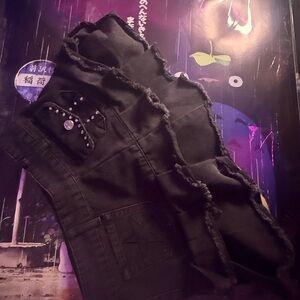 Stylish Black Distressed Women Jeans skirt